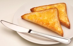 Mau Bikin Roti Bakar Enak? Pangganglah Tepat 216 Detik!