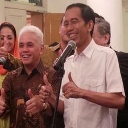 Kompak dengan Jokowi, Hatta Janji Pangkas Birokrasi 