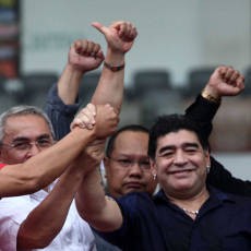 Maradona Batal ke Medan, Makassar Dipertimbangkan