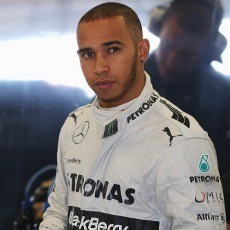Hamilton Waspadai Kecepatan Vettel