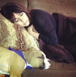 Foto Pertama Kim Kardashian Setelah Melahirkan