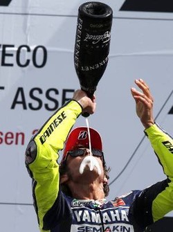 Rossi Masih Tak Percaya Bisa Menang Lagi