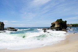 Klayar, Pantai Surga yang Tak Terjamah