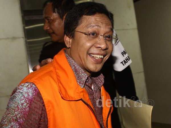 Fathanah Nilai Dakwaan Jaksa KPK Tidak Jelas