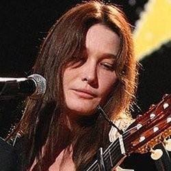 Istri Mantan Presiden Prancis Rilis Album Baru