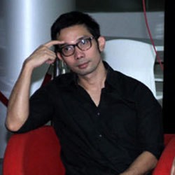 10 Tahun Jadi Host !nsert, Indra Herlambang Biasa Disemprot Artis