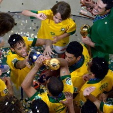 Spanyol Tetap Dominan, tapi Brasil Lebih Efektif