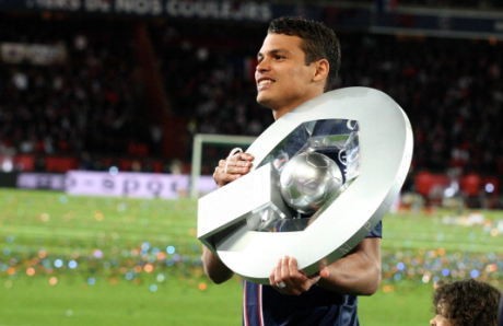 Diminati Barca, Thiago Silva: Sangat Sulit Tinggalkan PSG