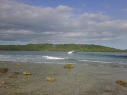 Pantai Sorake, Surganya Peselancar Mancanegara di Nias Selatan
