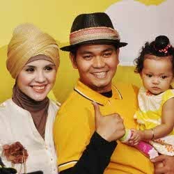 Hamil Anak Kedua, Istri Indra Bekti Lebih Emosional