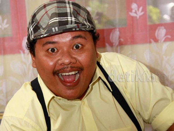 Bang Tumpal, dari Koki, Pengamen Hingga Jadi Komedian