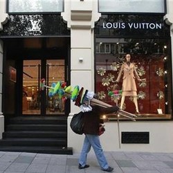 Diam-diam Beli Hermes, Louis Vuitton Didenda Rp 98 Miliar