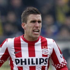 Ditaksir Banyak Klub, Strootman Takkan Dilepas PSV