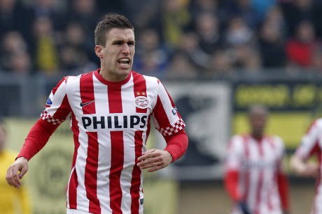 Ditaksir Banyak Klub, Strootman Takkan Dilepas PSV