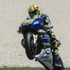 Menang Lagi? Rossi Tak Bisa Janji
