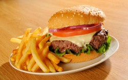 Burger dan Kentang Goreng Kurang Sehat Untuk Menu Makan Siang?