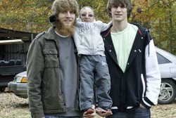 Penyakit Langka, Tubuh Pria 21 Tahun Ini Hanya Setinggi Anak 3 Tahun