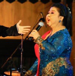 Waldjinah: Anak Muda Harus Nyanyi Keroncong, Nanti Dicuri Ngamuk