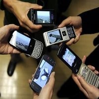 Meredam Ponsel Ilegal Tak Harus Blokir IMEI