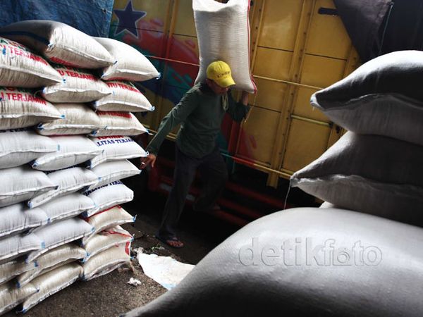 Jelang Ramadan, Stok Beras Dipastikan Aman
