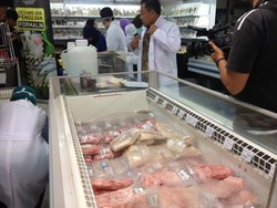 Dinas Kelautan dan Pertanian Jakarta Sidak Carrefour Kembangan