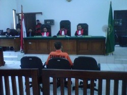 3 Teroris Bom Beji Depok Divonis 5 Tahun 6 Bulan hingga 8 Tahun