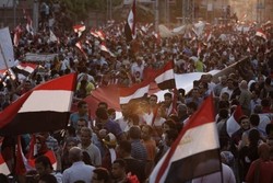 Situasi Mesir Makin Panas, Tank Militer Kepung Istana Morsi