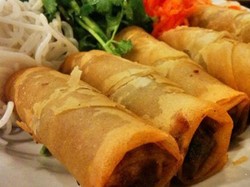 Petugas Imigrasi AS Disogok Lumpia