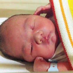 Eno Netral dan Nadila Ernesta Dikaruniai Anak Pertama