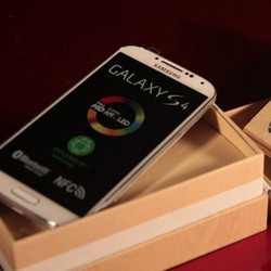 2 Bulan, Galaxy S4 Laku 20 Juta Unit