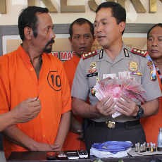 Agus Diiming-imingi Rp 50 Juta Digandakan Jadi Rp 1,5 Miliar