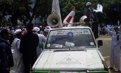 Gugat Keppres Miras, FPI Menang