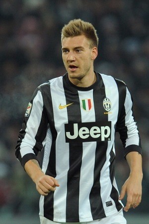 Bendtner Merapat ke Frankfurt