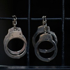 Bawa Senjata dan Bom Molotov di Truk, Pria Muda AS Ditangkap Polisi