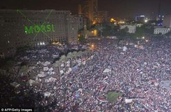  Penggulingan Morsi, Dari Gemerlapnya Laser Hingga Pemerkosaan Keji