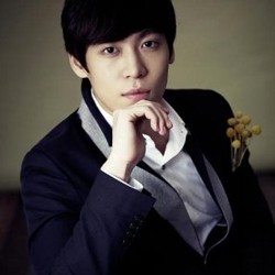 Lee Hyori Siap Menikah, John Park Patah Hati