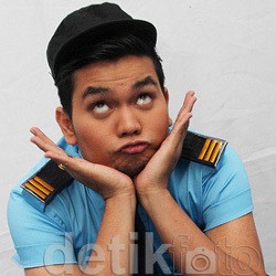 Indra Bekti Pernah Diganggu Hantu Bertaring Mirip Ibunda