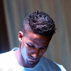 Ditangani Pellegrini, Sinclair Berharap Nasibnya Lebih Baik