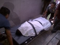 Pria Paruh Baya Ditemukan Gantung Diri dengan Mulut Masih Mengisap Rokok