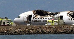 Pesawat Milik Maskapai Korsel Jatuh di San Francisco, 60 Penumpang Hilang