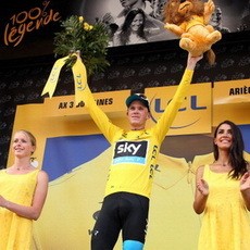 Menangi Etape Kedelapan, Chris Froome Rebut Jaket Kuning