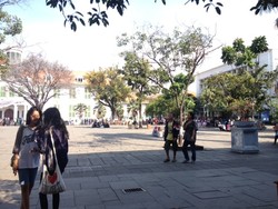 PKL Setuju Diatur Berjualan di Kota Tua, Tapi Keberatan Soal Jam Berdagang