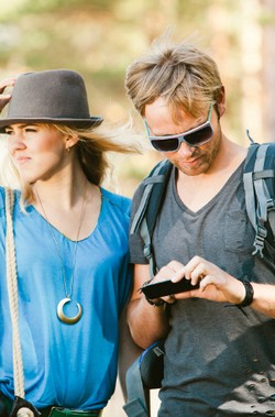 10 Hal yang Paling Sering Di-tweet Traveler Saat Jalan-jalan