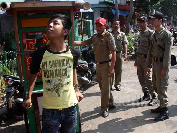 PKL Tanah Abang Ditertibkan