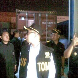 Menkeu Chatib Basri Gelap-gelapan Sidak ke Tanjung Priok, Ada Apa?