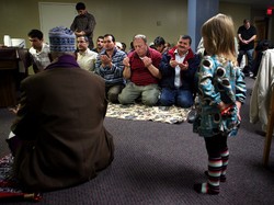 Umat Muslim di AS Mulai Puasa Selasa 9 Juli