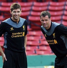 Gerrard Siap Jika Nanti Dikritik Carragher, tapi... 