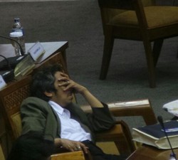 Ruhut: Manusiawi, Anggota DPR Mengantuk di Paripurna