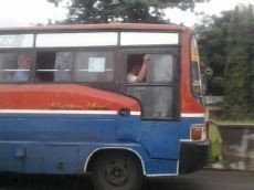 Waspadalah! 8 Penumpang Metro Mini 75 Kecopetan Massal