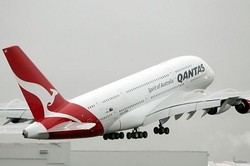 Ups! Ada Gambar Porno di Laman Facebook Qantas